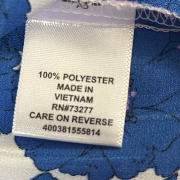 NWOT Elle top size L. - Picture 8 of 9